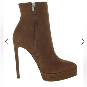 NEW! Steve Madden Velina Brown Nubuck Zipper Closure Pointed Toe Platform Boot.